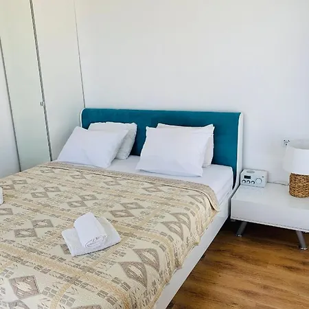 Byla Terrace - Sea View *